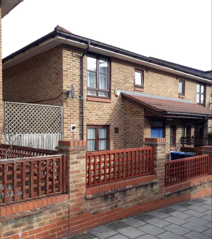 big 3 bedroom semi with gardenswembley mutual exchange